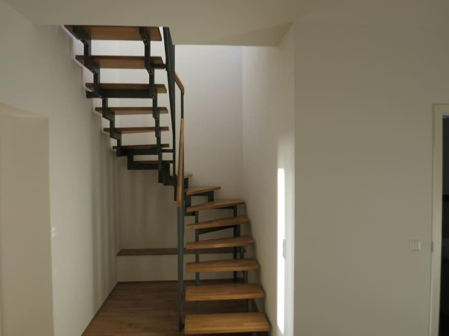 Loft Mit 2 Terrassen - Ruhig&Sonnig Apartment Leipzig Luaran gambar